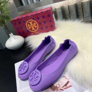 TORY BURCH LOGO BALLET FLAT SHOES<br>토리버치 로고 발레 플랫 슈즈<br><i>35-40 SIZE 이태리가죽</i>