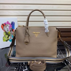 PRADA VITELLO DAINO SHOULDER BAG<br>프라다 사피아노 비텔로 디아노 숄더백<br>[31x23x14cm 이태리소가죽]