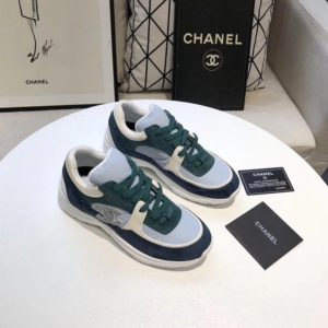 CHANEL CC LOGO SNEAKERS<br>샤넬 CC 로고 스니커즈<br><i>35-41 SIZE</i>