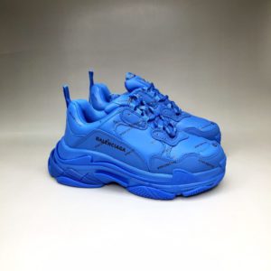 BALENCIAGA TRIPLE S<br>발렌시아가 트리플 S 스니커즈<br><i>35-45 SIZE 최상급</i>