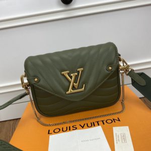 LOUIS VUITTON NEW WAVE CROSS BAG<br>루이비통 뉴웨이브 크로스백<br>[21x13x6.5cm 이태리가죽]