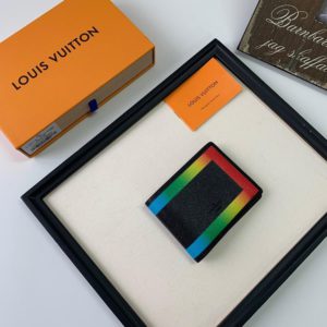 LOUIS VUITTON TAIGA WALLET 루이비통 반지갑