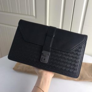 BOTTEGAVENETA LEATHER CLUTCH 보테가 베네타 레더 클러치