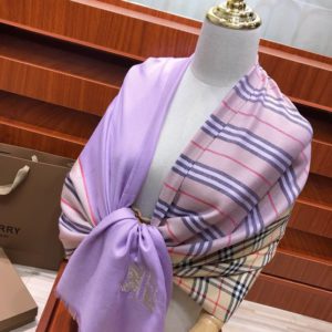 BURBERRY SCARF<br>버버리 스카프<br><i>180x70cm 캐시미어 2COLOR</i>