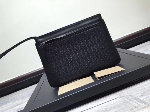 BOTTEGA VENETA LEATHER CLUTCH 보테가 베네타 레더 클러치