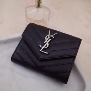 YSL WALLET<br>입생로랑 지갑<br><i>12.5x10cm 이태리가죽</i>