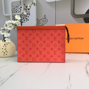 LOUIS VUITTON POCHETTE VOYAGE 루이비통 포쉐트 보야지