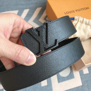 LOUIS VUITTON LEATHER BELT 루이비통 레더 벨트