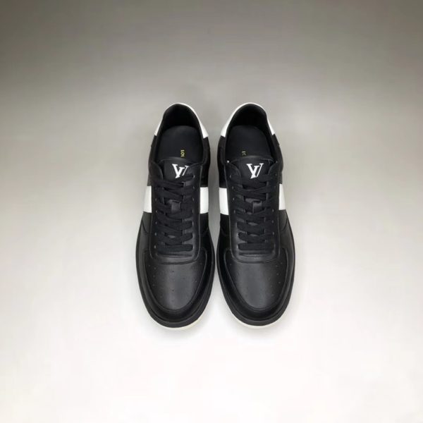 LOUIS VUITTON RIVOLI SNEAKER 루이비통 리볼리 스니커즈