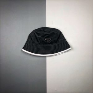 PRADA HAT<br>프라다 벙거지 모자<br><i>FREE SIZE</i>