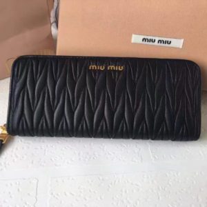 MIUMIU WALLET<br>미우미우 여성용 장지갑<br><i>19x11cm</i>