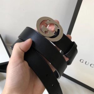 GUCCI LOGO LEATHER BELT<br>구찌 로고 가죽 벨트<br><i>폭 3cm 이태리소가죽</i>