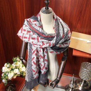 BURBERRY SCARF<br>버버리 스카프<br><i>200x110cm 캐시미어 2COLOR</i>