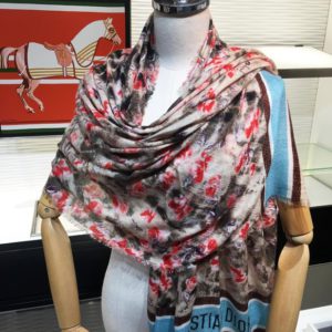 CHRISTIAN DIOR SCARF<br>크리스찬 디올 스카프<br><i>190x100cm 캐시미어100% 3COLOR</i>