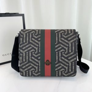 GUCCI GG SUPREME MESSENGER BAG 구찌 GG 슈프림 메신져 백