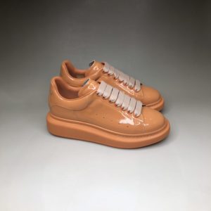 ALEXANDER MCQUEEN OVERSIZED SNEAKERS 알렉산더 맥퀸 오버솔 스니커즈