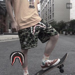 [BAPE] 베이프 카모 샤크 쇼츠 20SS 반바지 ABC Camo Shark Shorts