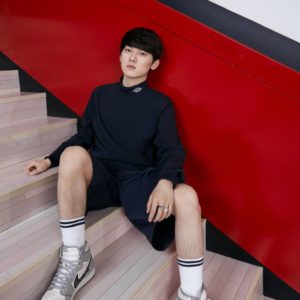 [DIOR x NIKE] 에어 디올 조던 캡슐 컬렉션 엠브로이더리 로고 긴팔 티셔츠