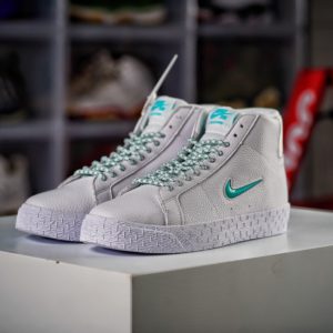 [NIKE] 나이키 SB 줌 블레이저 미드 프리미엄 SB Zoom Blazer Mid Premium CU5283-100