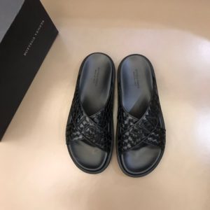 BOTTEGA VENETA 보테가 베네타 2021 이태리 소가죽 슬리퍼 샌들