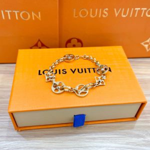 LOUIS VUITTON 루이비통 CRAZY IN LOCK 식스 플라워 브레이슬릿