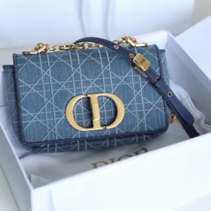 [DIOR] 디올 21FW CARO 데님 블루 라탄 자수 핸드백