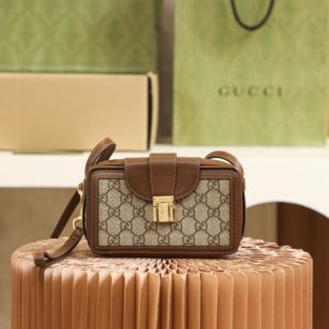 [GUCCI] 구찌 GG 레트로 박스백 614368