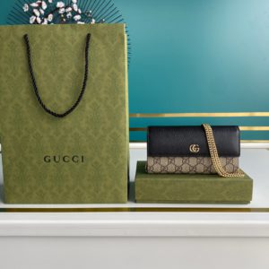 [GUCCI] 구찌 GG 마몽 레더 체인 지갑 겸 클러치 546585