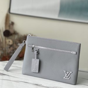 [LOUIS VUITTON] 루이비통 LV에어로그램 아이패드 파우치 Pochette Ipad LV AEROGRAM M81029