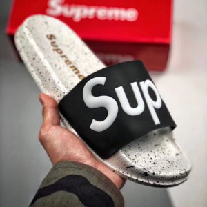 [Supreme] 슈프림 suprize design 슬리퍼