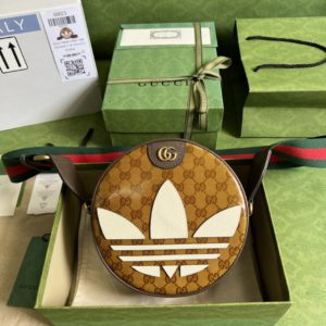 [GUCCI x ADIDAS] 구찌 X 아디다스 숄더백 702640