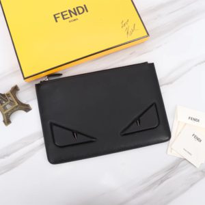 [FENDI] 펜디 나파소가죽 클러치