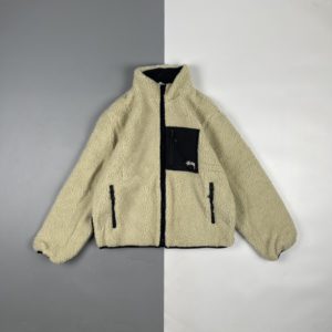 Stussy 22FW 블랙 8 리버시블 램 후리스 재킷