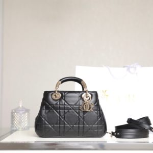 [DIOR] 디올 LADY 95.22 스몰 LADY DIOR 백