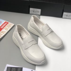 [PRADA] 프라다 송아지 가죽 스니커즈