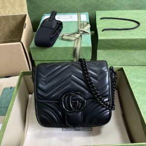 [GUCCI] 구찌 GG 마몽 마틀라세 미니 숄더백 739681