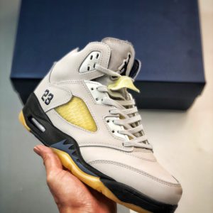 [NIKE] A Ma Maniére x Air Jordan 5 “Photon Dust”