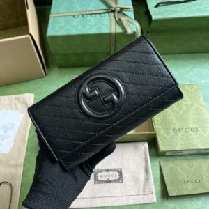 [GUCCI] 구찌 블론디 인터로킹 장지갑 760302