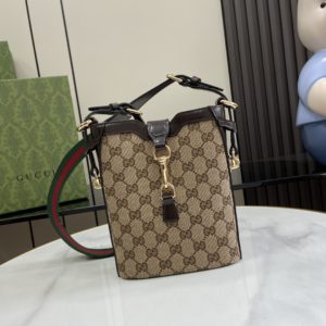 [GUCCI] 구찌 오리지널 GG 스몰 버킷백 782919