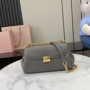 Miu Miu 미우 미우 바게트 백 가죽 체인백 24cm