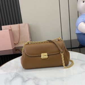 Miu Miu 미우 미우 바게트 백 가죽 체인백 24cm